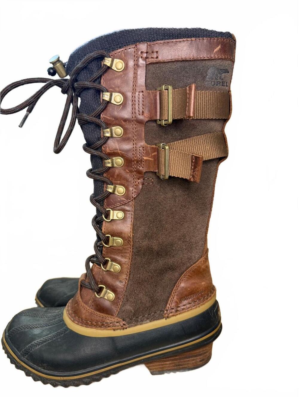 Sorel Women's Conquest Carly II Winter Boots Size 7